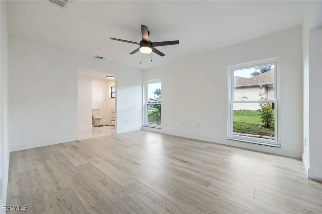 1124 NW 1st Place Cape Coral FL 33993