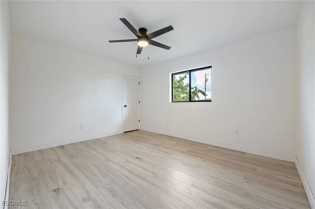 1124 NW 1st Place Cape Coral FL 33993