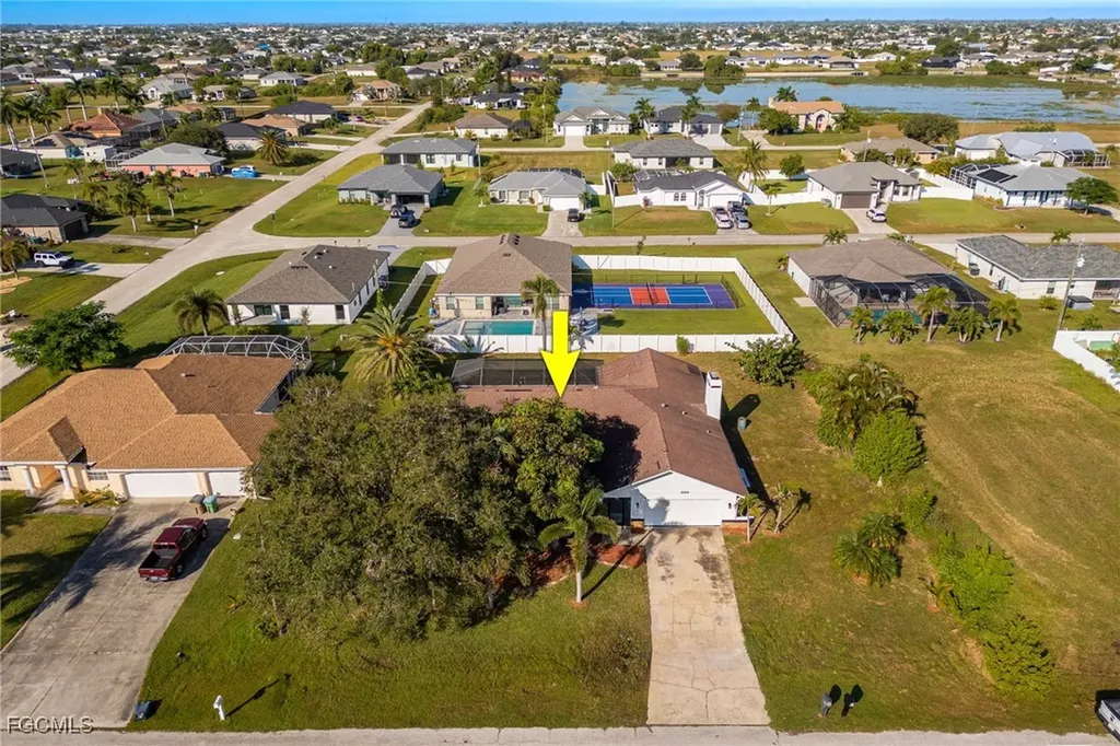 1124 NW 1st Place Cape Coral FL 33993