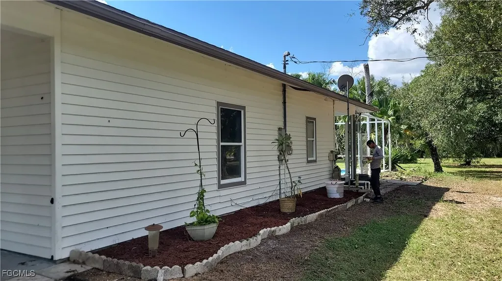 7820 Rich Road North Fort Myers FL 33917
