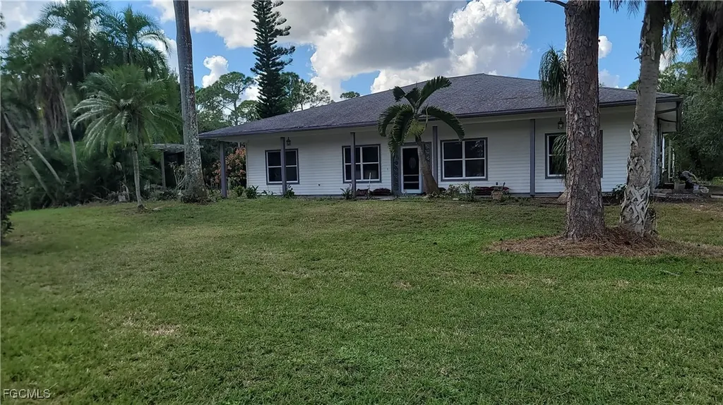 7820 Rich Road North Fort Myers FL 33917