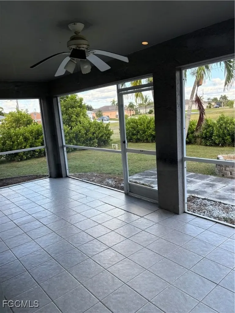 4333 Agualinda Boulevard Cape Coral FL 33914