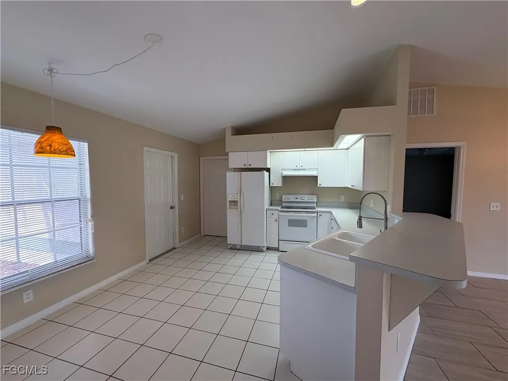 4333 Agualinda Boulevard Cape Coral FL 33914