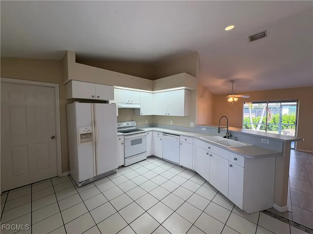 4333 Agualinda Boulevard Cape Coral FL 33914