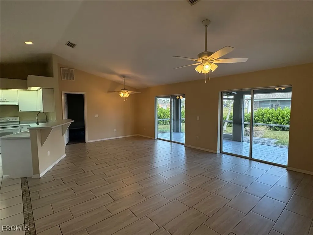 4333 Agualinda Boulevard Cape Coral FL 33914