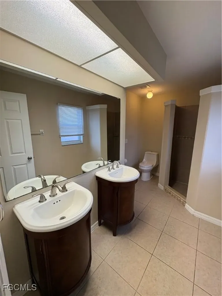 4333 Agualinda Boulevard Cape Coral FL 33914