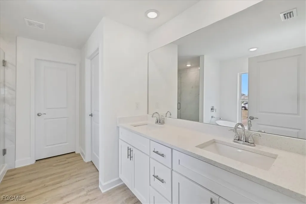 419 NW 19th Street Cape Coral FL 33993