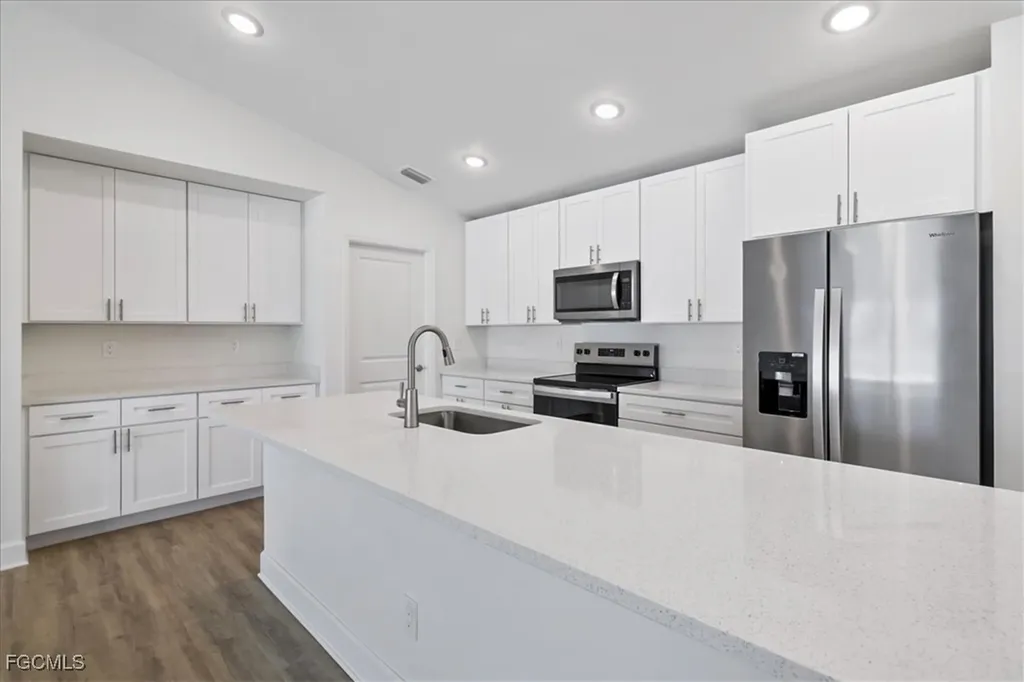 419 NW 19th Street Cape Coral FL 33993