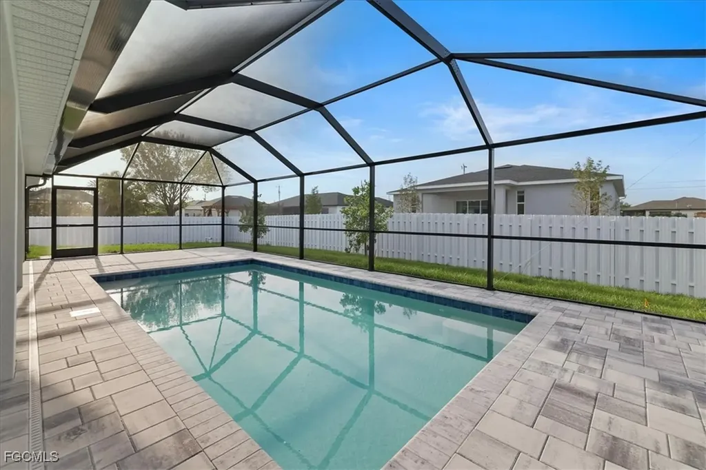 2818 NW 18th Place Cape Coral FL 33993