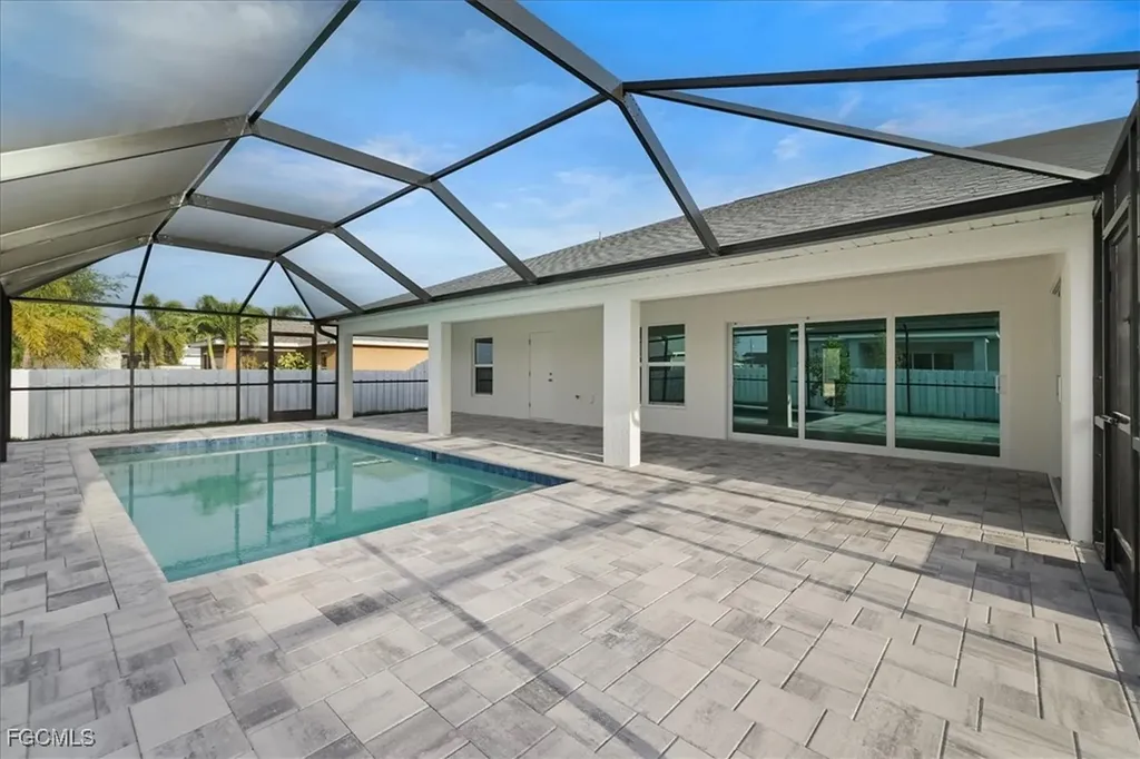 2818 NW 18th Place Cape Coral FL 33993