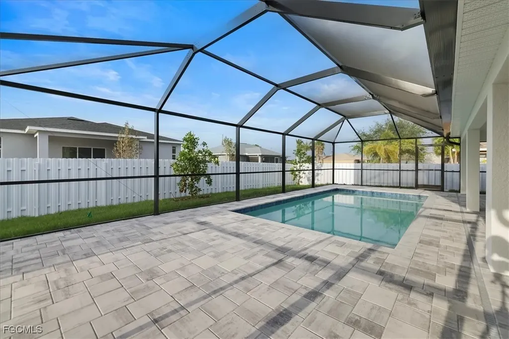 2818 NW 18th Place Cape Coral FL 33993