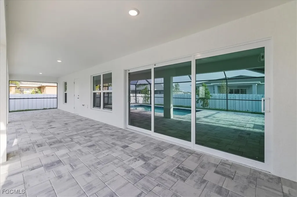 2818 NW 18th Place Cape Coral FL 33993