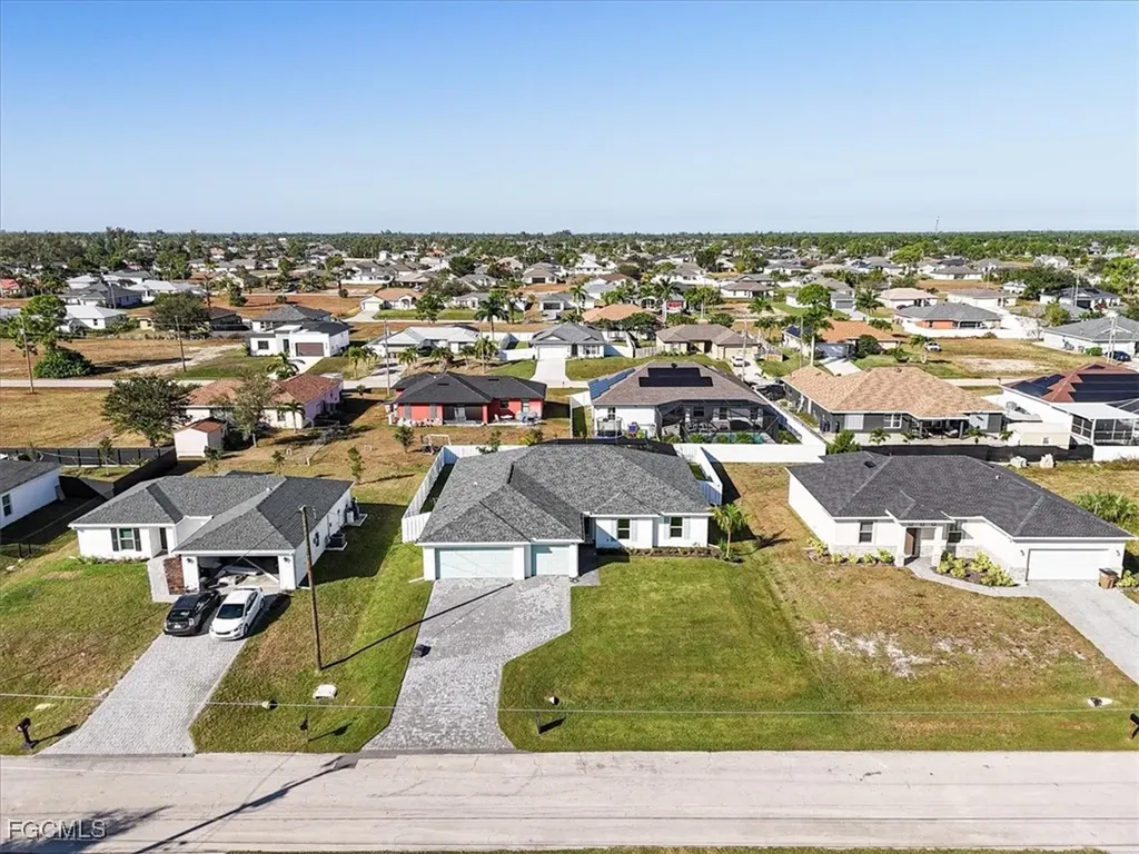 2818 NW 18th Place Cape Coral FL 33993