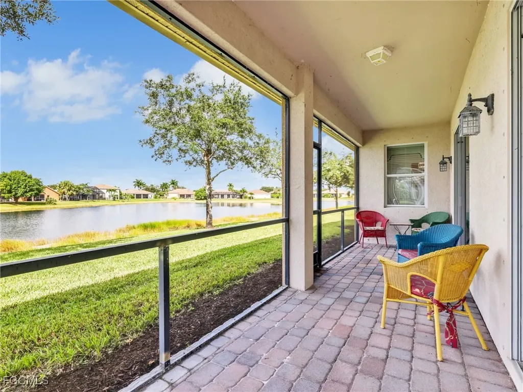 1529 Birdie Drive Naples FL 34120