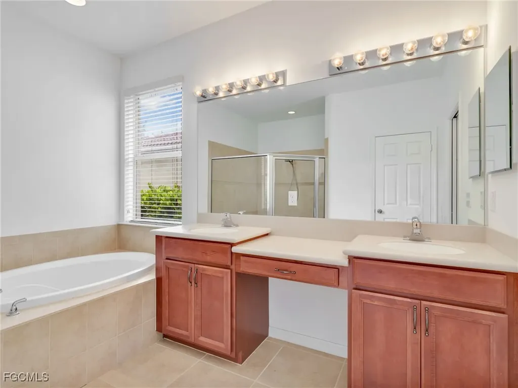 1529 Birdie Drive Naples FL 34120