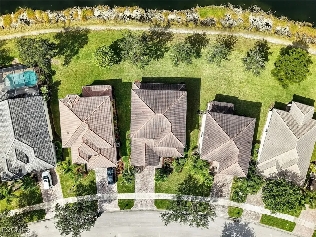 1529 Birdie Drive Naples FL 34120