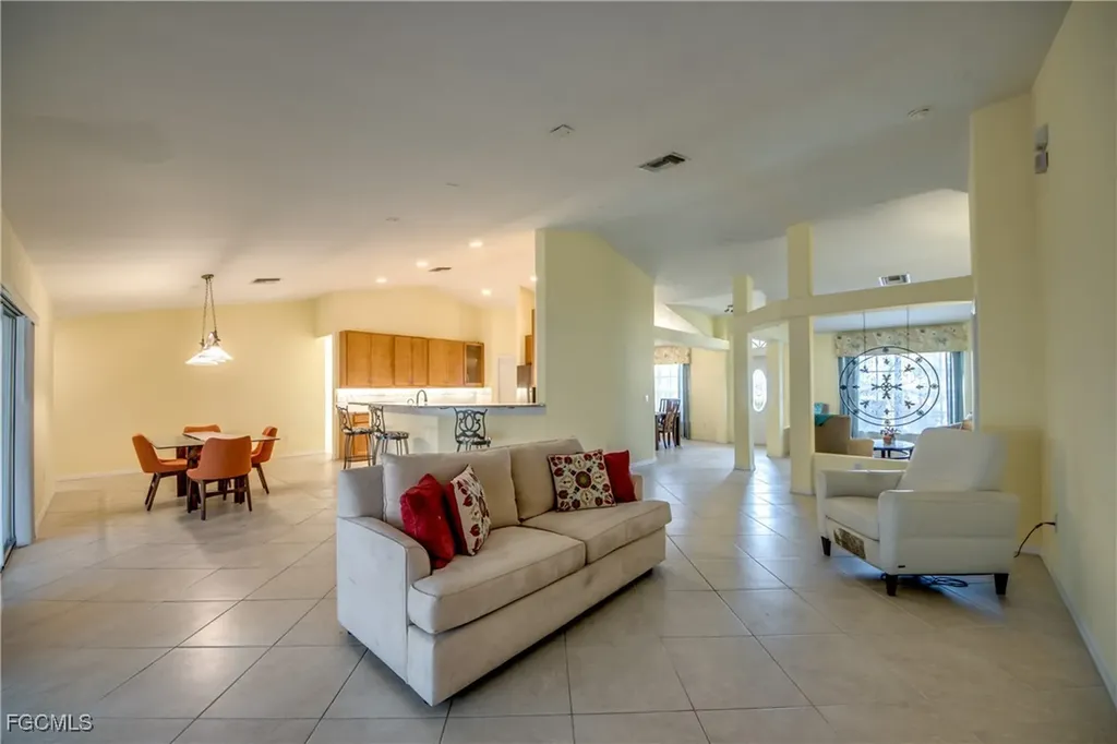 1613 NW 31st Place Cape Coral FL 33993