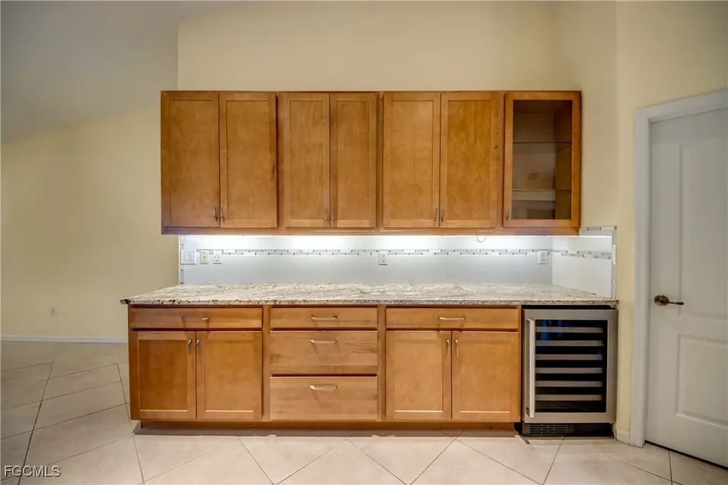 1613 NW 31st Place Cape Coral FL 33993