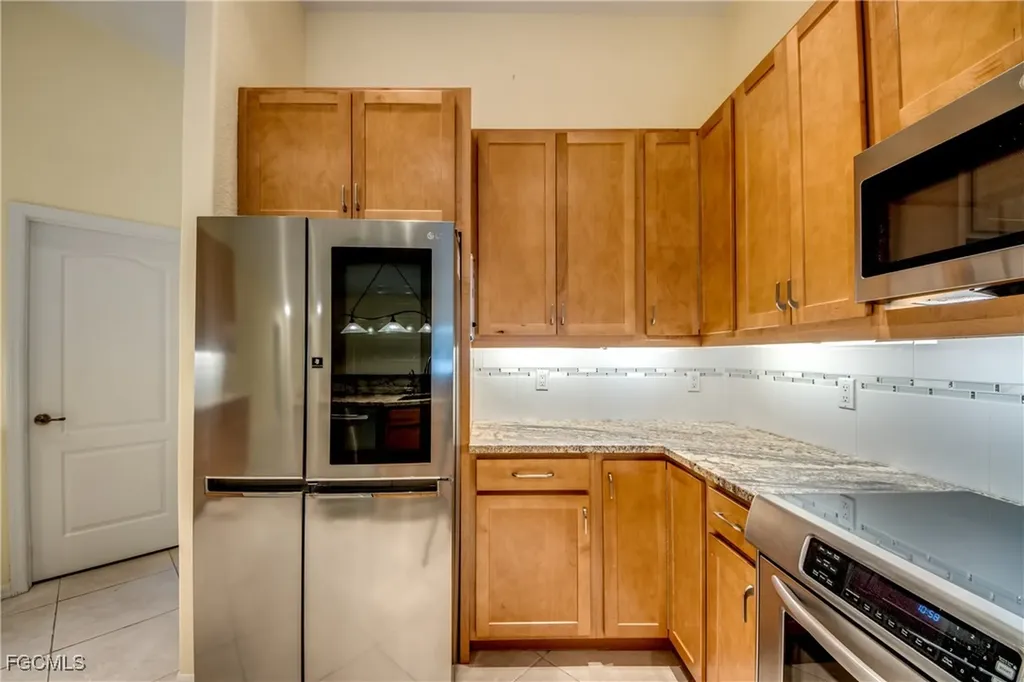 1613 NW 31st Place Cape Coral FL 33993