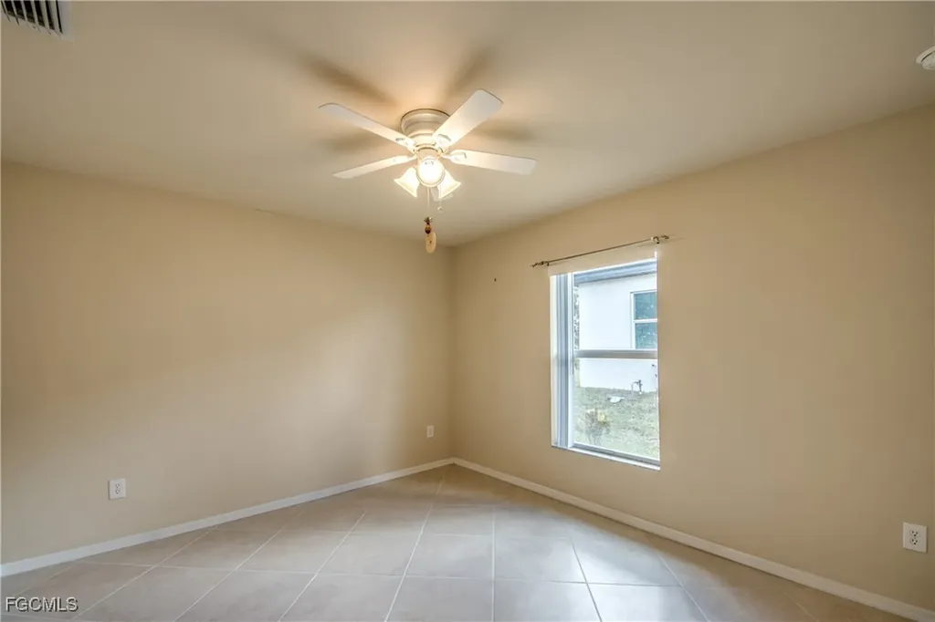 1613 NW 31st Place Cape Coral FL 33993