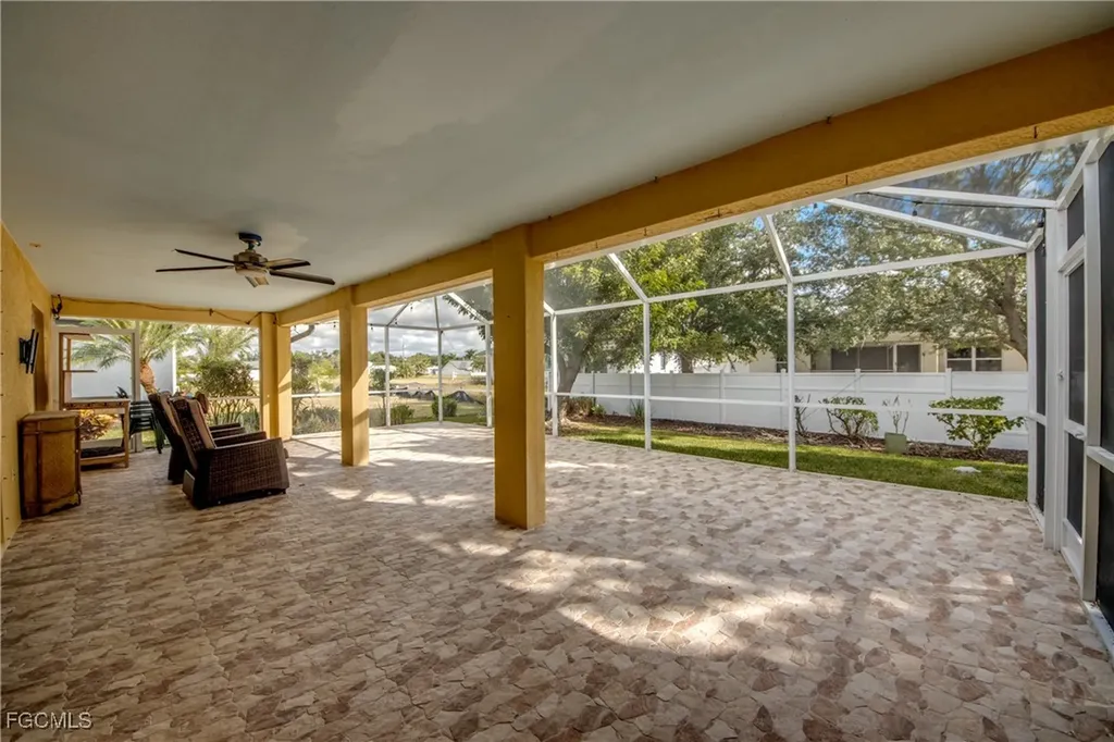1613 NW 31st Place Cape Coral FL 33993