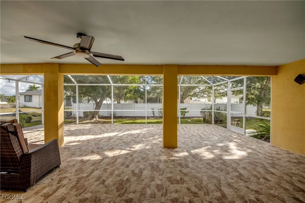 1613 NW 31st Place Cape Coral FL 33993