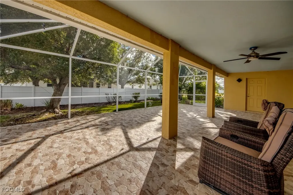 1613 NW 31st Place Cape Coral FL 33993