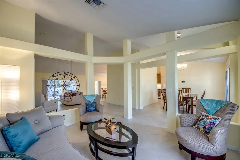1613 NW 31st Place Cape Coral FL 33993
