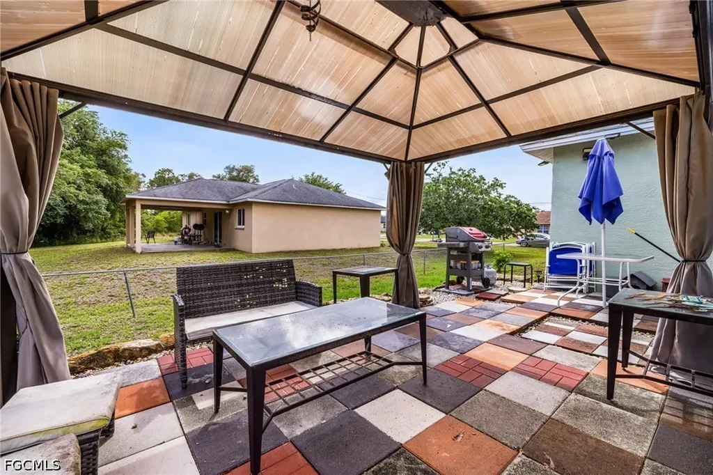 715 Zephyr Avenue Fort Myers FL 33913