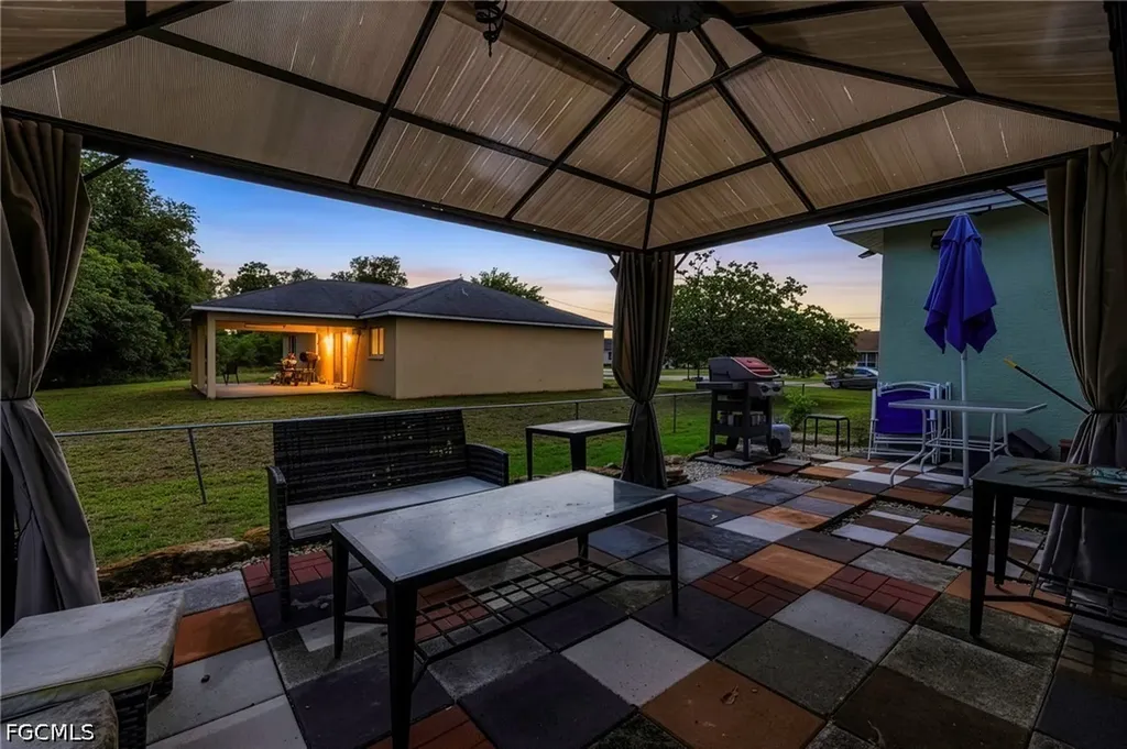 715 Zephyr Avenue Fort Myers FL 33913