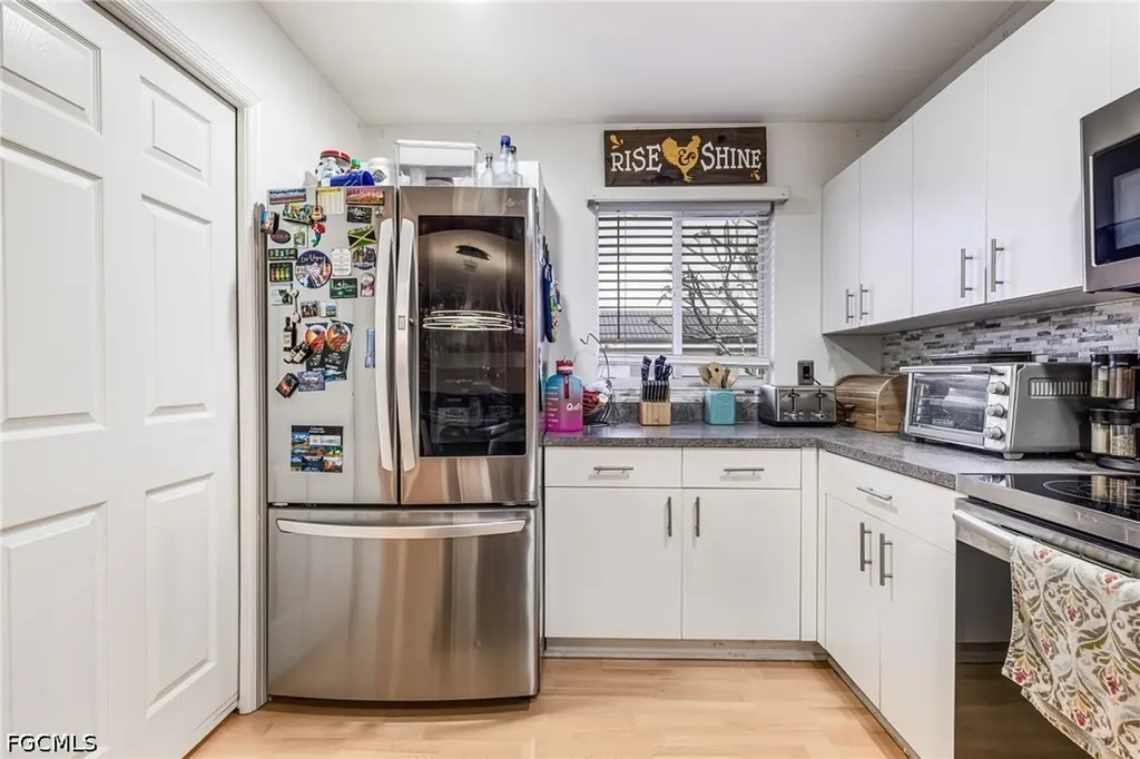 715 Zephyr Avenue Fort Myers FL 33913