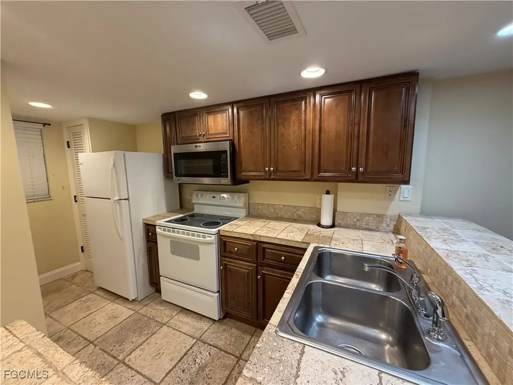 3920 Orange Grove Boulevard North Fort Myers FL 33903