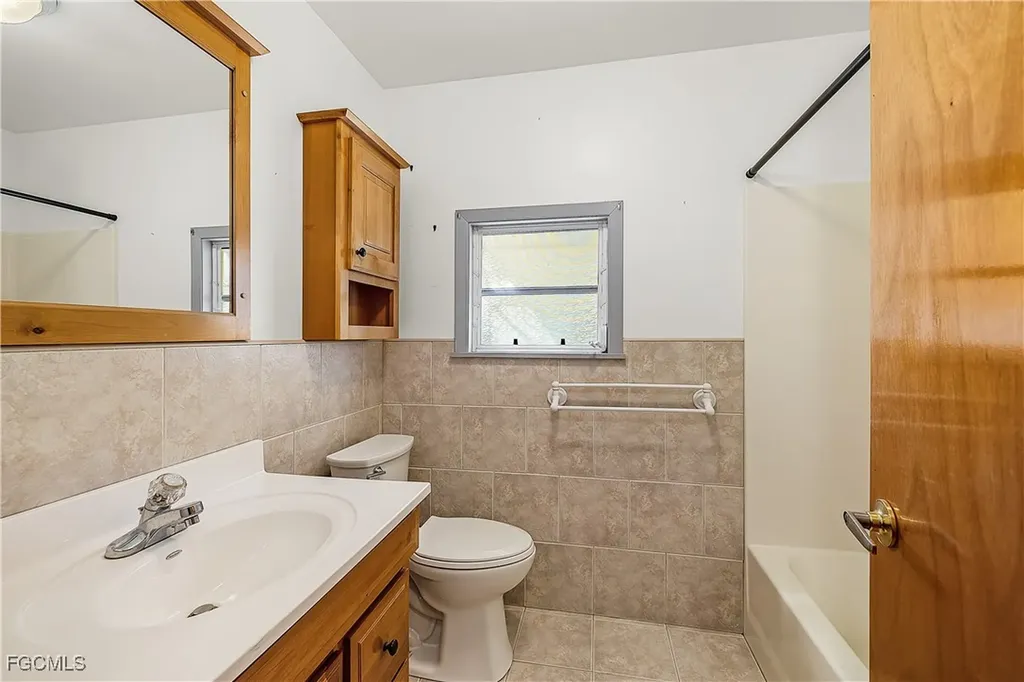 2592 York Road St. James City FL 33956