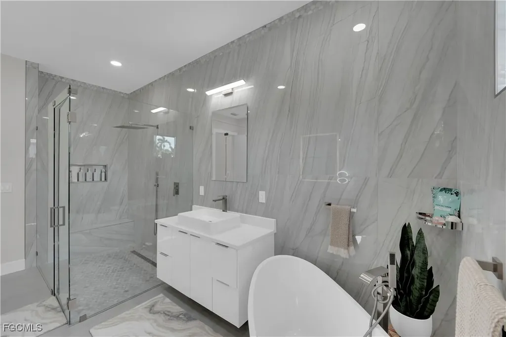 1324 Longwood Drive Fort Myers FL 33919