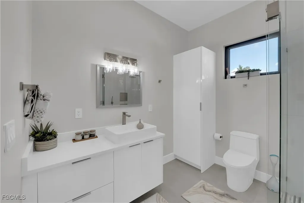 1324 Longwood Drive Fort Myers FL 33919