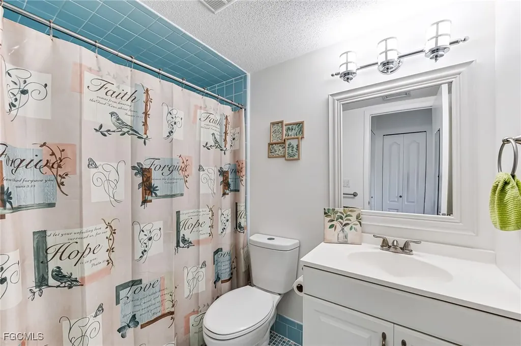 7049 New Post Drive North Fort Myers FL 33917