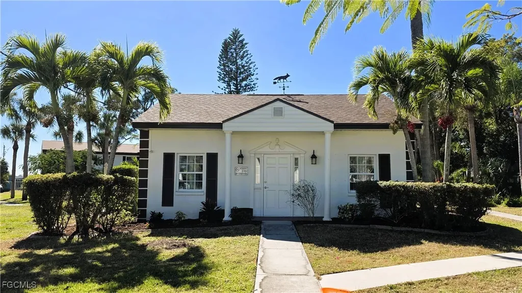 7049 New Post Drive North Fort Myers FL 33917