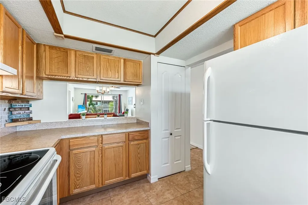 7049 New Post Drive North Fort Myers FL 33917