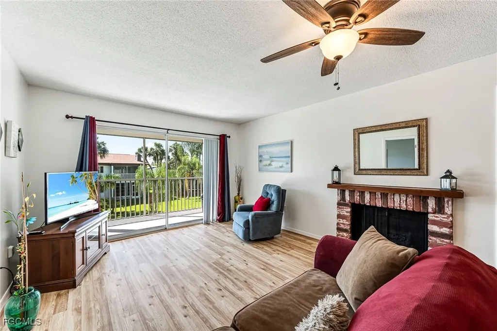 7049 New Post Drive North Fort Myers FL 33917