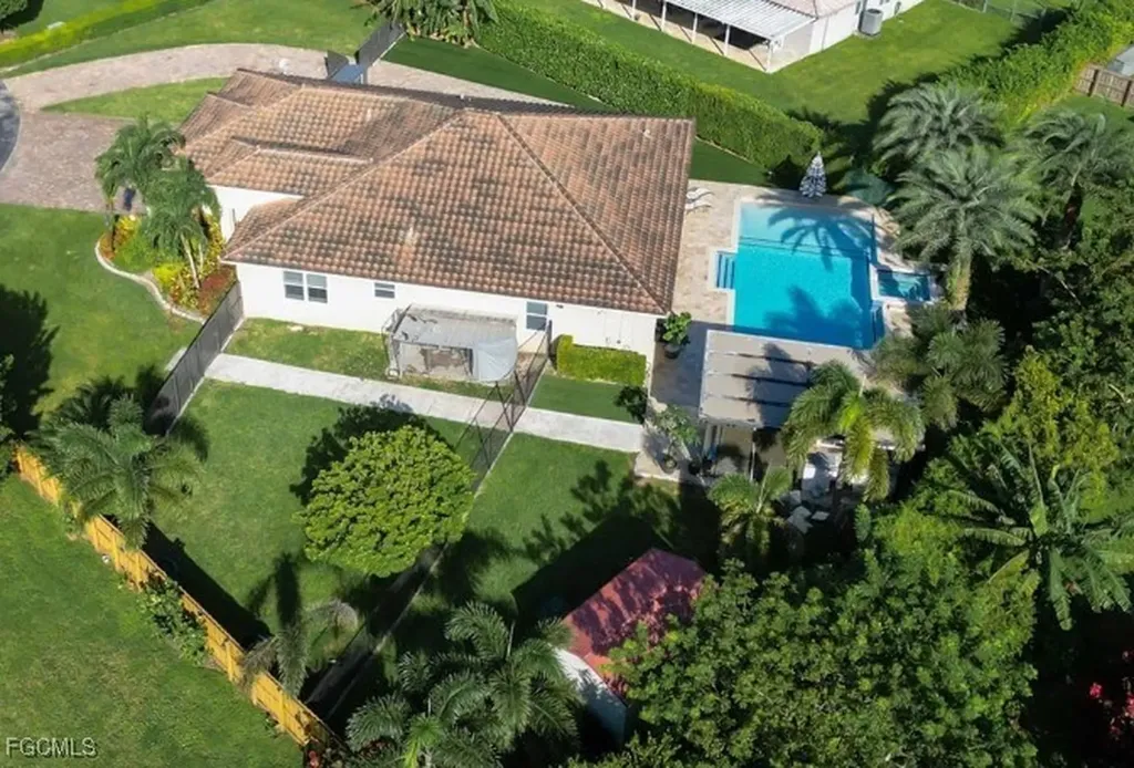2133 NW 14th Place Homestead FL 33030