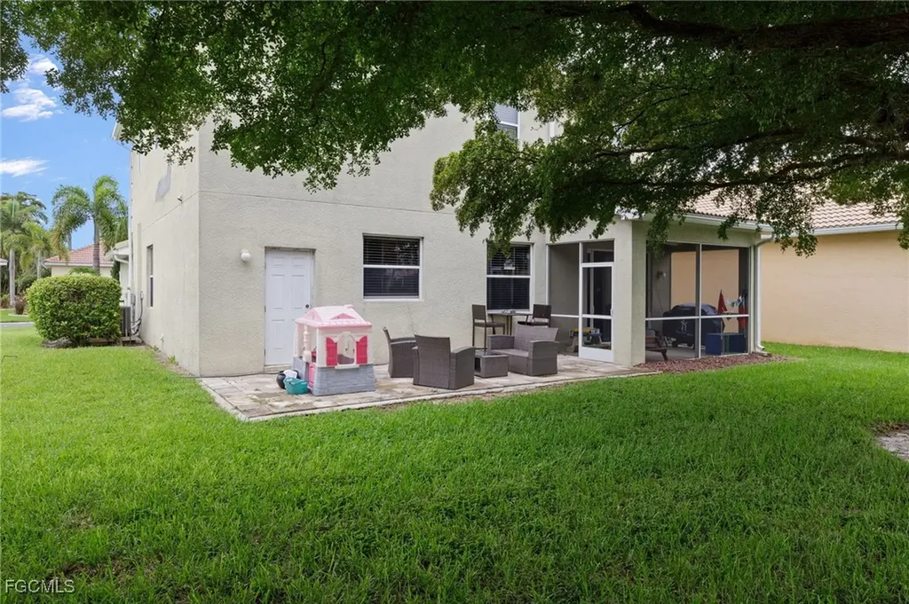 9807 Casa Mar Circle Fort Myers FL 33919