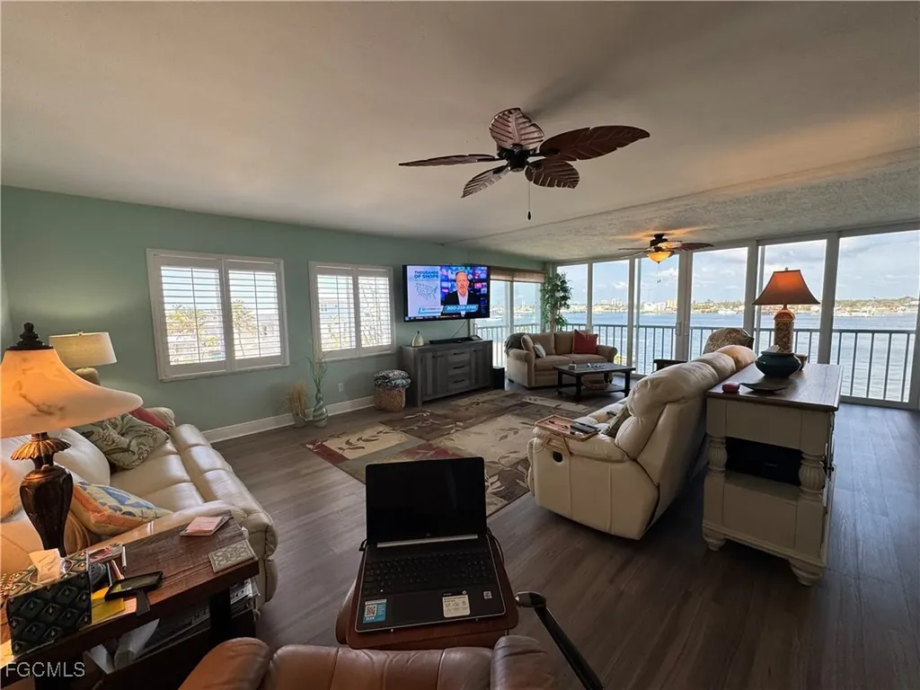 345 Mango Street Fort Myers Beach FL 33931