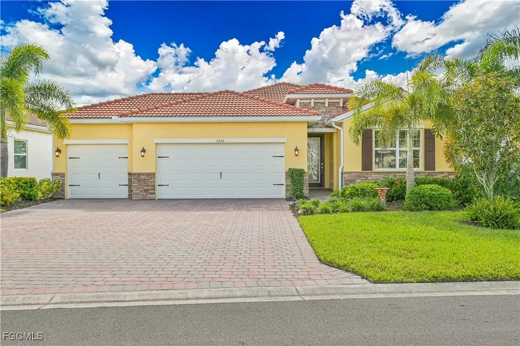 3256 Birch Tree Lane Alva FL 33920