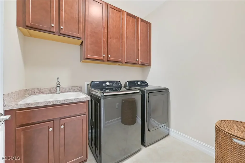 3256 Birch Tree Lane Alva FL 33920