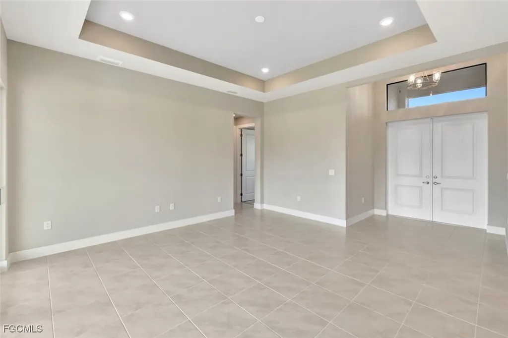 2721 SW 11th Avenue Cape Coral FL 33914