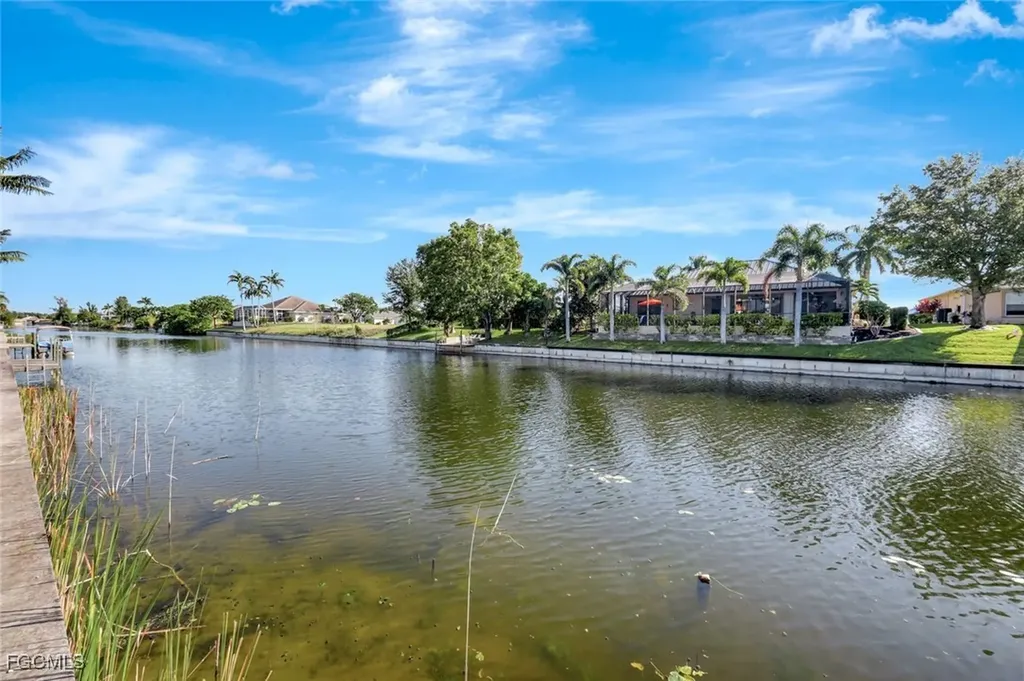 2721 SW 11th Avenue Cape Coral FL 33914