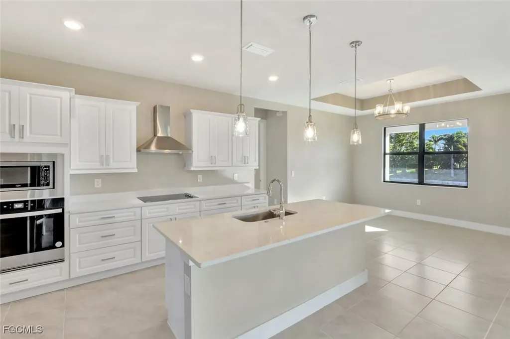 2721 SW 11th Avenue Cape Coral FL 33914