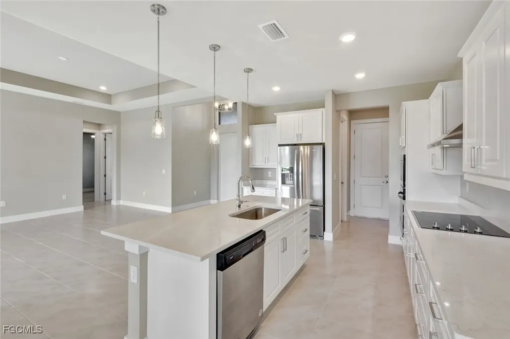 2721 SW 11th Avenue Cape Coral FL 33914