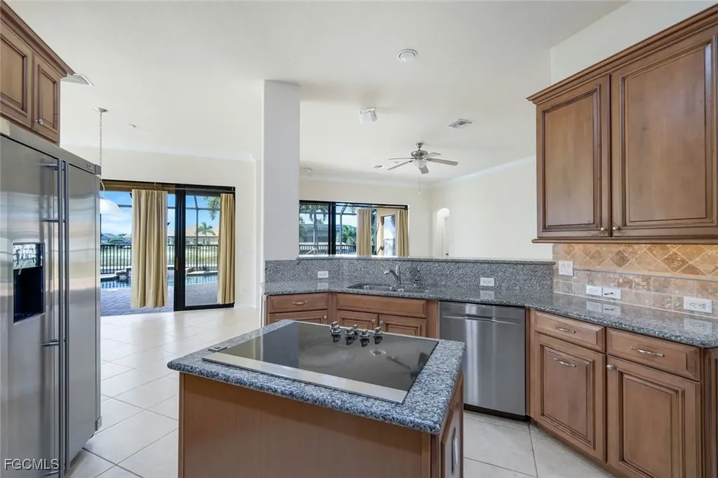 2832 SW 17th Avenue Cape Coral FL 33914