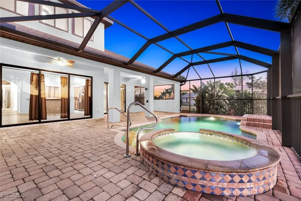 2832 SW 17th Avenue Cape Coral FL 33914